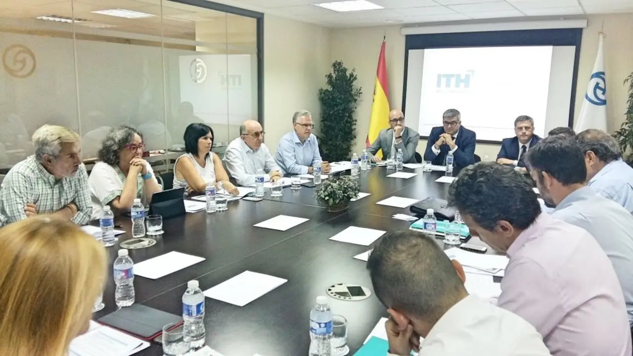 Los ocho municipios pertenecientes, entre ellos Adeje, se han reunido en Madrid para seguir adelante con el trabajo de reivindicaci&oacute;n conjunta ante diversas instituciones supramunicipales