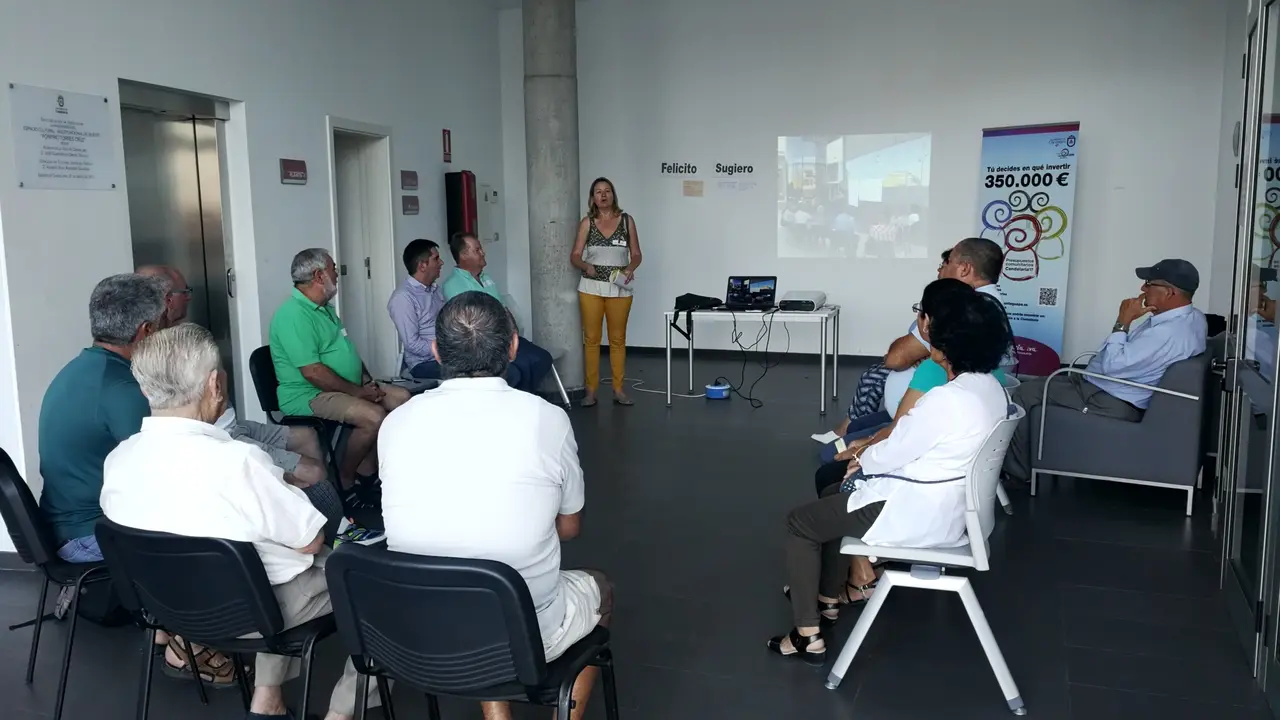 Mesa Comunitaria Igueste 27 sept