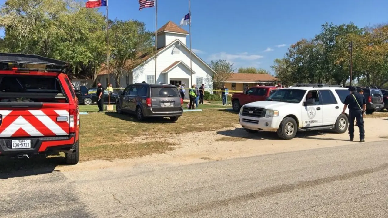 171105-TIROTEO-TEXAS1_Fotor