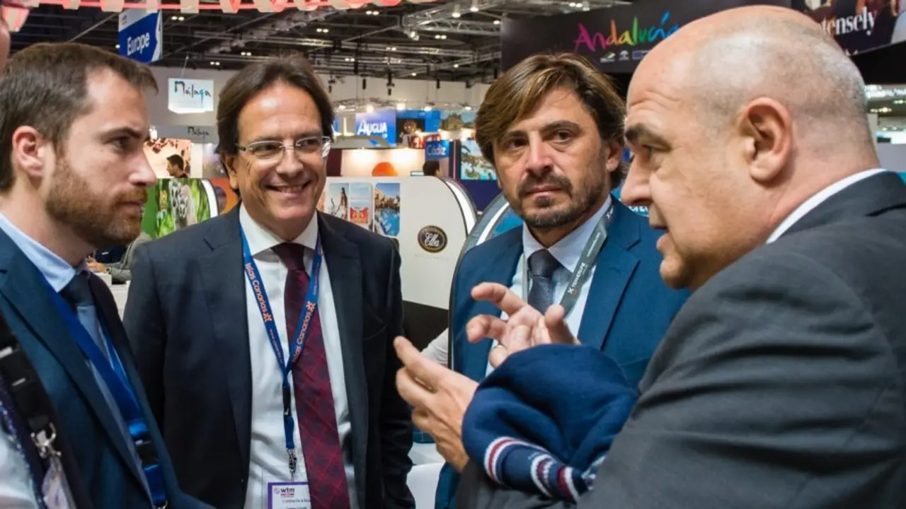WTM2017B-14_Fotor