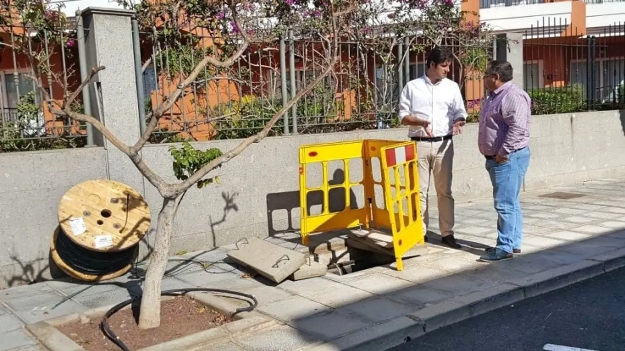 El Alcalde y el concejal de Obras supervisan los trabajos_Fotor