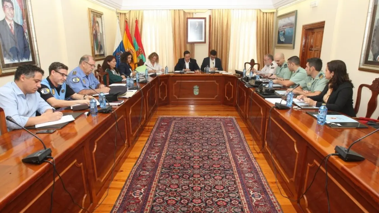 JUNTA DE SEGURIDAD ARONA 1936_Fotor
