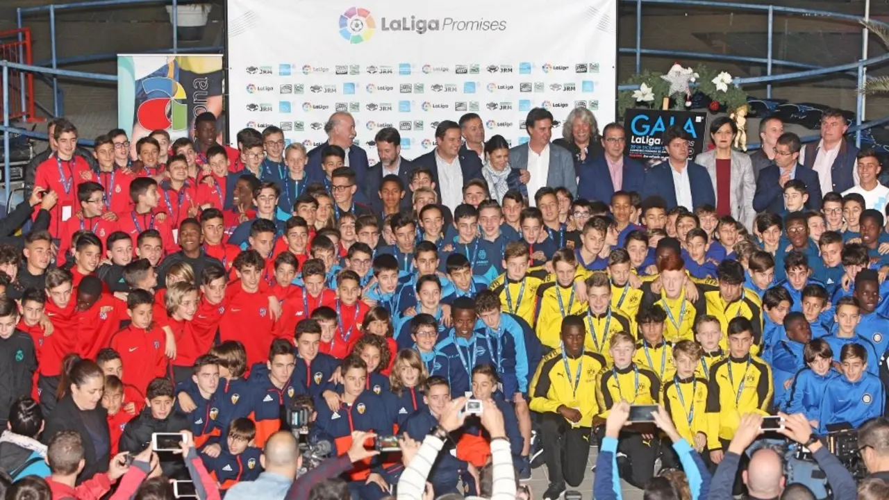 LIGA-PROMISES-ARONA-R2240_Fotor