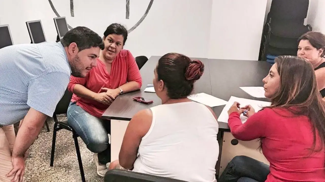 CABILDO-EMPLEO-6540k_Fotor
