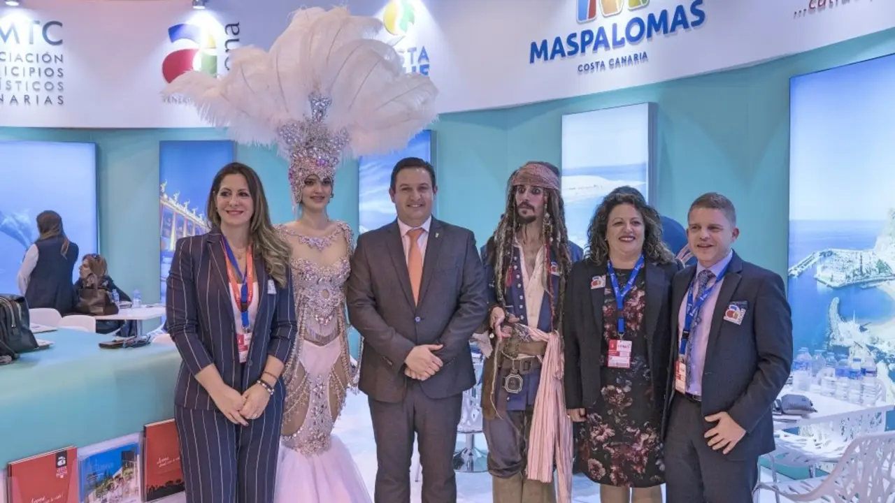 ARONA-FITUR-377_Fotor