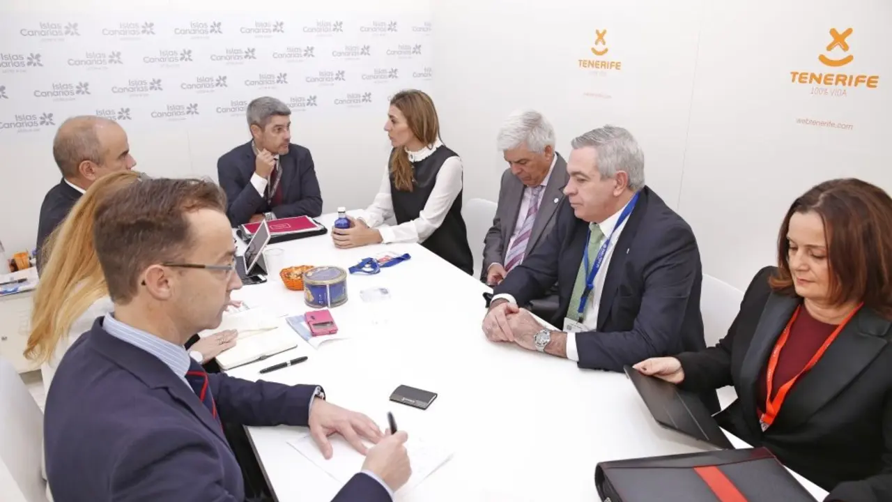 Fitur-2018-Reuniones-18-enero-8_Fotor