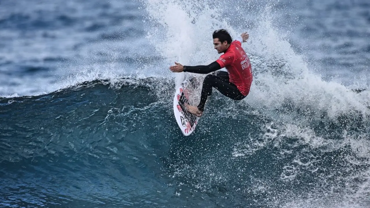 LasAmericasProTenerife_Day4_GonyZubizarreta(GAL)&copy;WSL_Masurel_Fotor