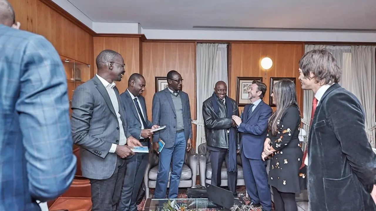 180206_recepcion_ministro_interior_senegal_tc_07_Fotor