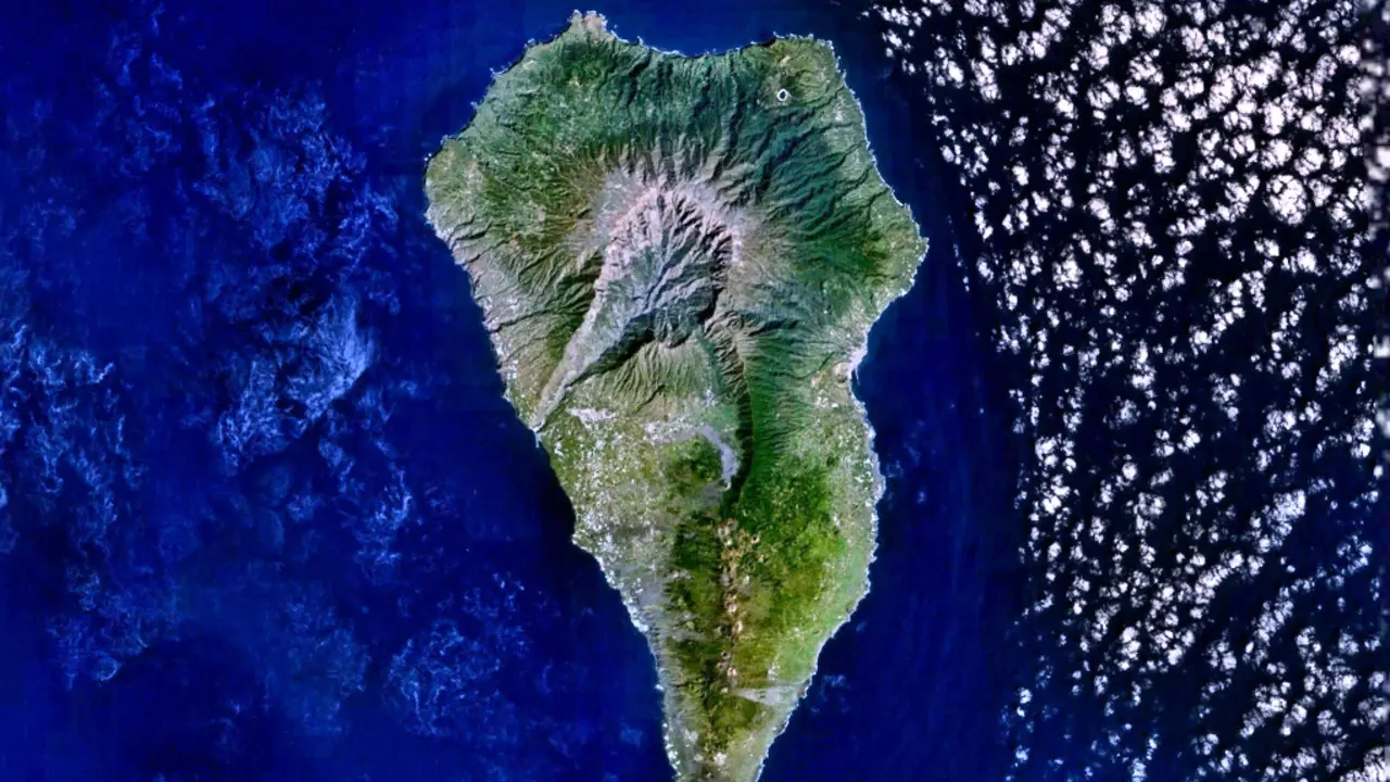 La_Palma_LANDSAT-Canary_Islands_Fotor