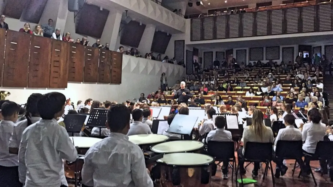 Bandas m&uacute;sica Conservatorio1_Fotor
