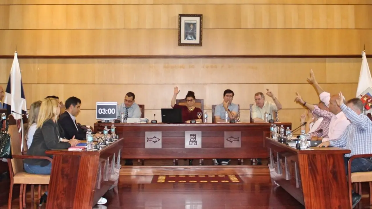 Votaci&oacute;n inicial presupuesto municipal_2018_Fotor