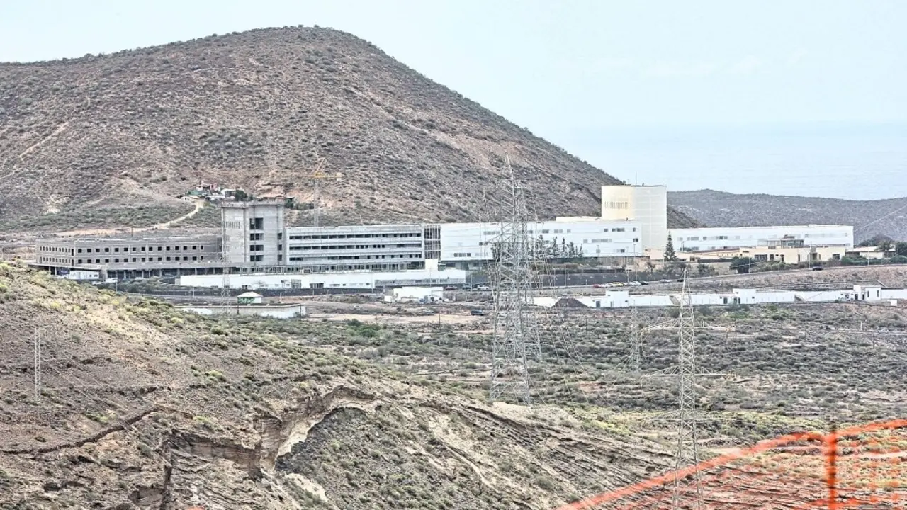 HOSPITAL DEL SUR 884_Fotor