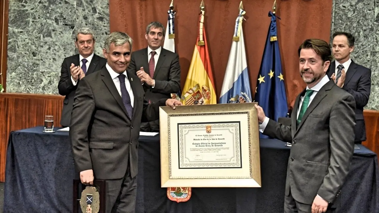 Medalla Oro3_Fotor