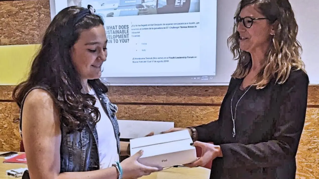 EF Challenge - Lucia Cabrera_Fotor