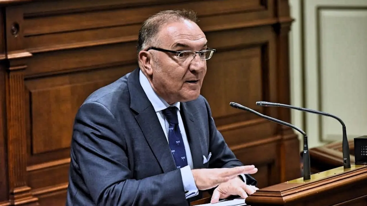 Baltar, en la intervenci&oacute;n parlamentaria de este martes_Fotor