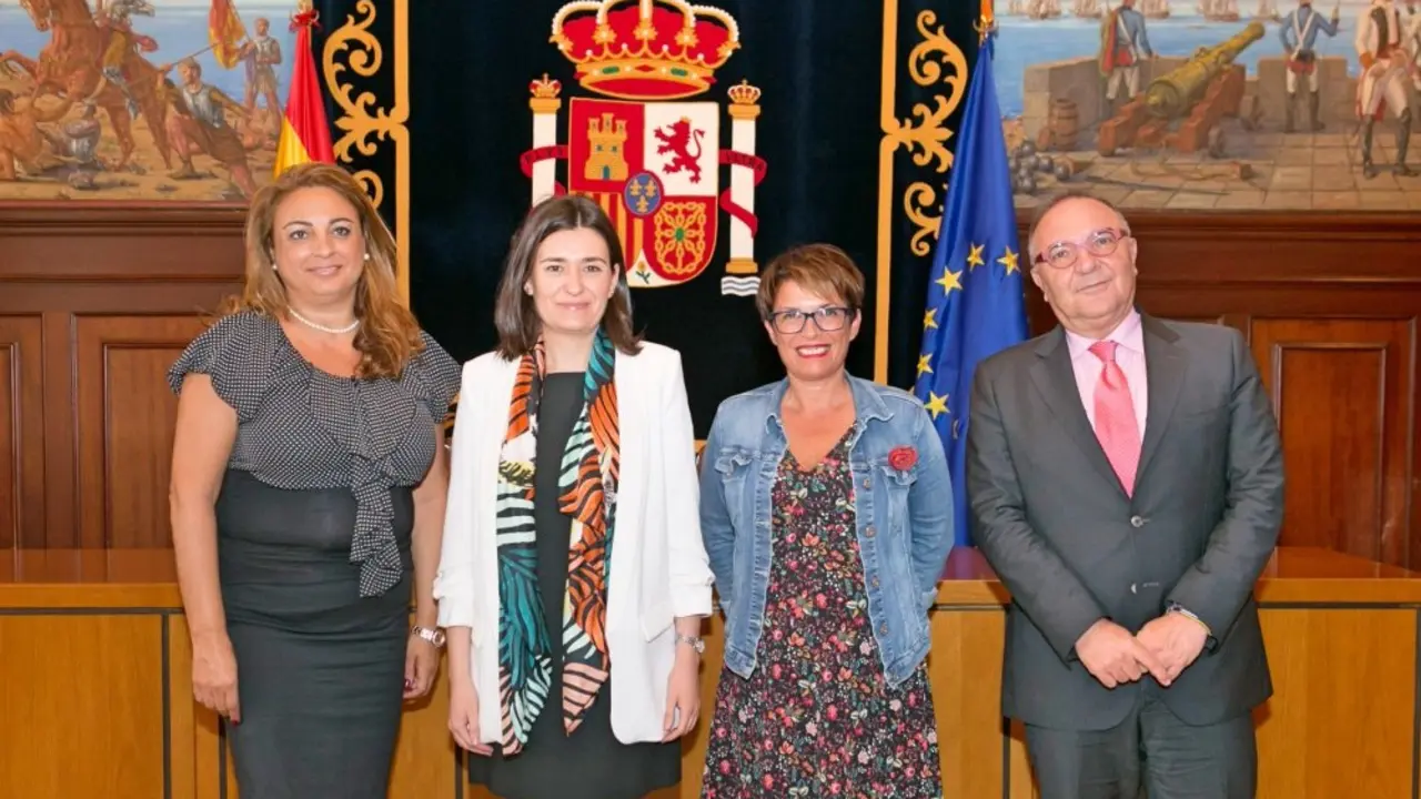 Un momento del encuentro de los consejeros de Sanidad y Pol&iacute;ticas Sociales con la Ministra_Fotor
