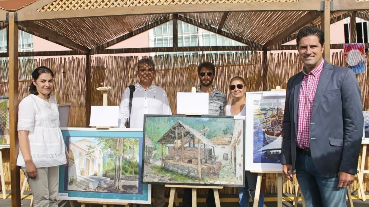 El Alcalde, concejala y jurado con ganadores modalidad pintura_Fotor