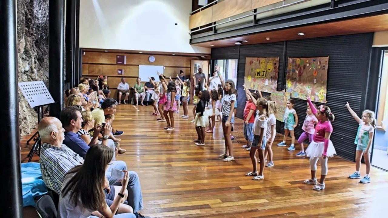 Candelaria Campamento art&iacute;stico 2018 (4)_Fotor