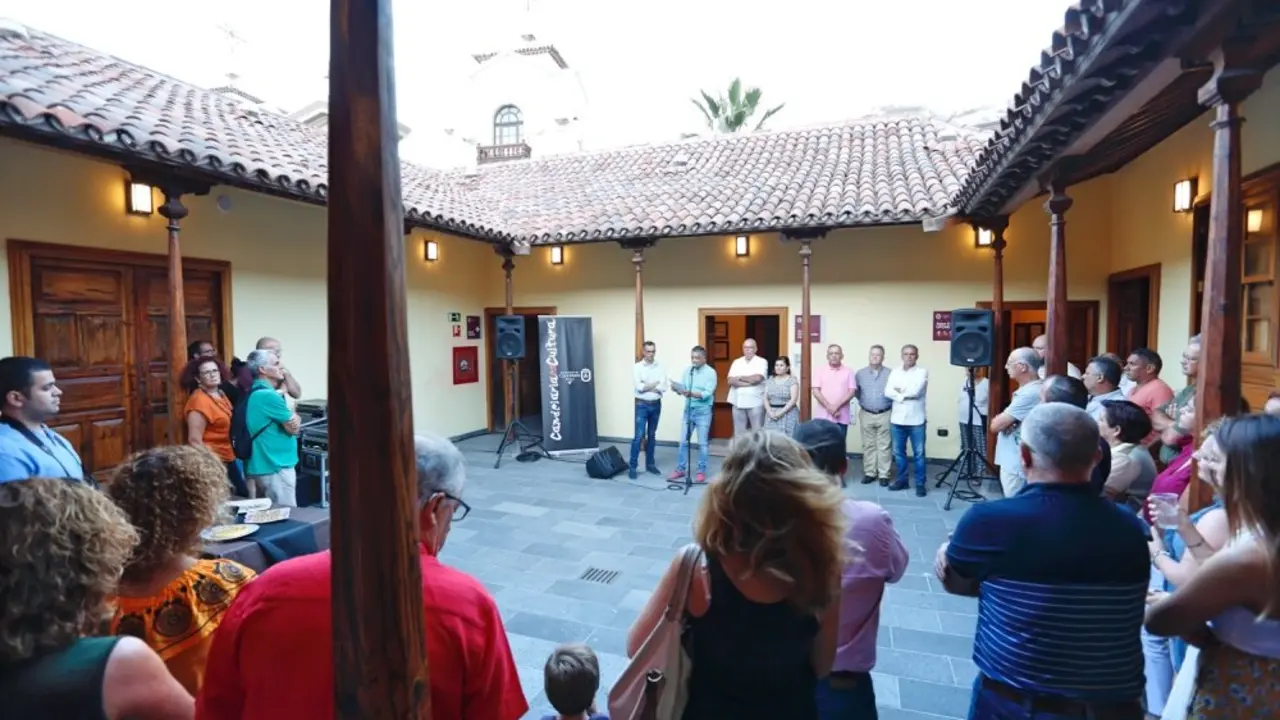 Inauguraci&oacute;n temporada exposiciones_Fotor
