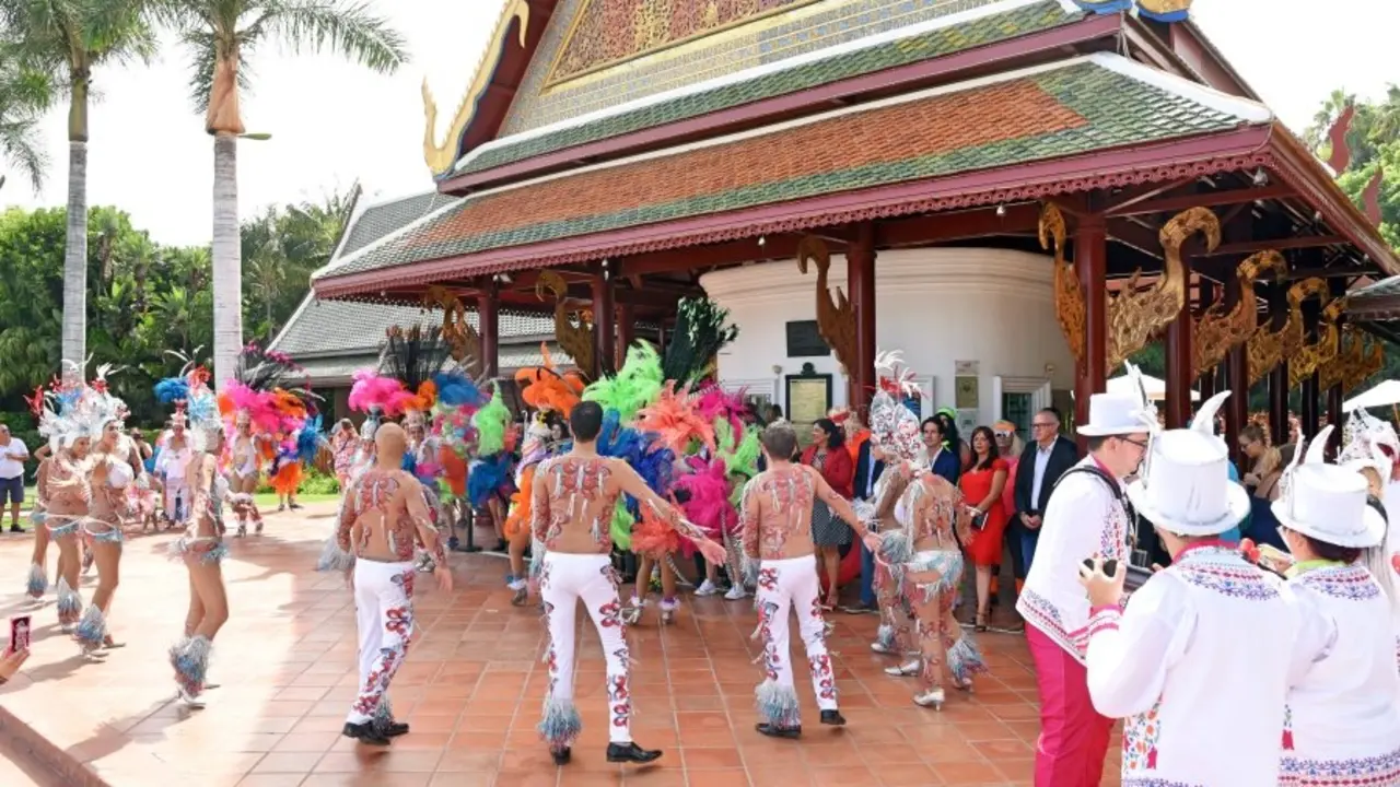 carnaval_verano_loro_parque_2_Fotor