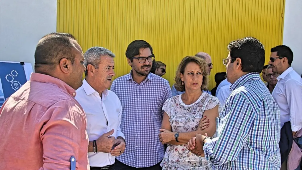 Pedro Mart&iacute;n elogia la labor de Manuel Mart&iacute;nez frente al Consejo Insular de Aguas