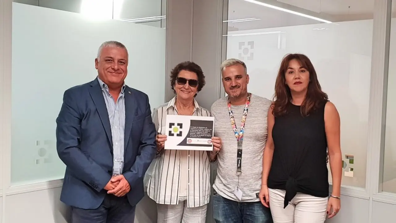 ColegiodeMediadoresdeLasPalmas_Donaci&oacute;n_Fotor