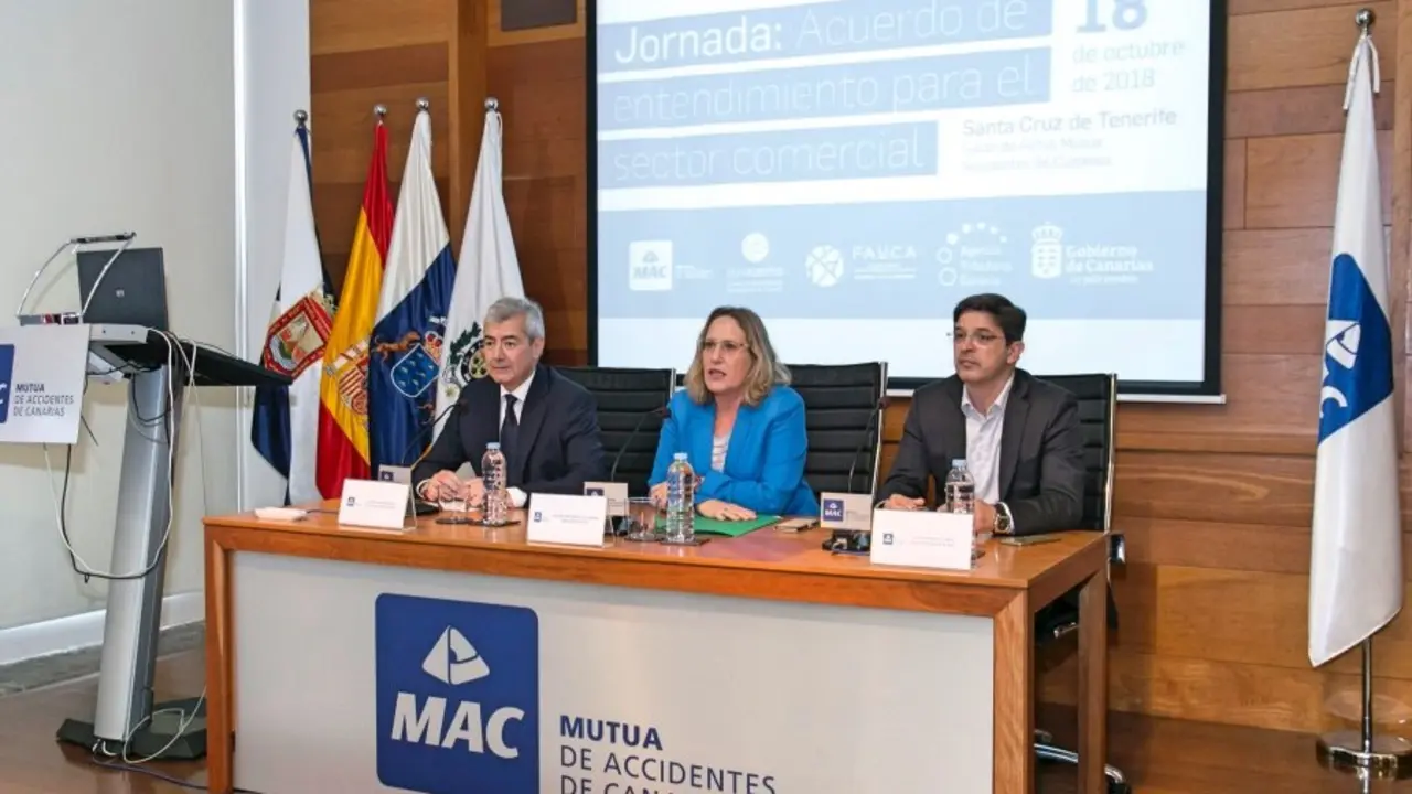 Jornada MAC 01_Fotor