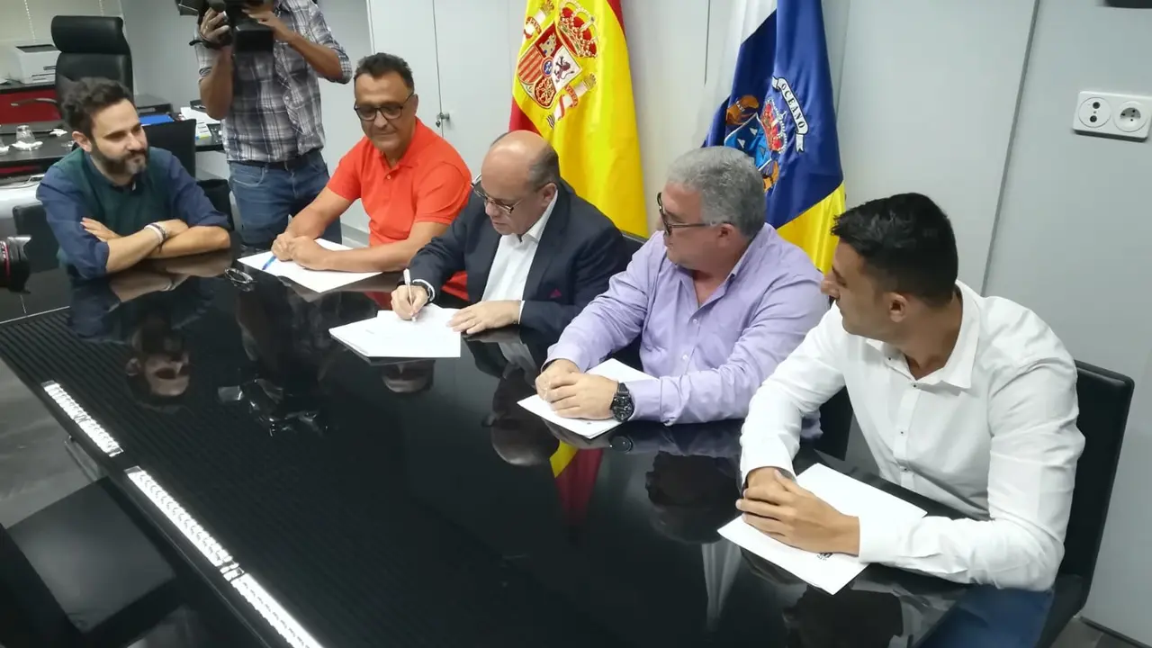 FOTO ACUERDO 01