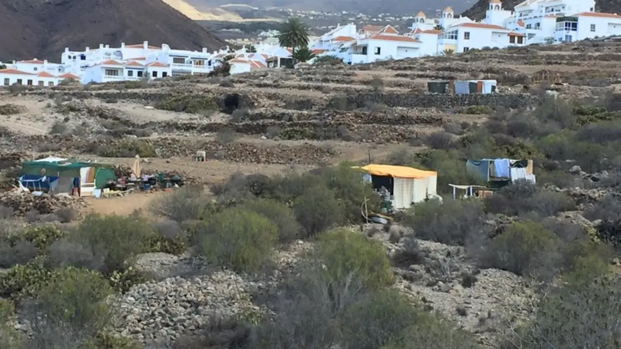 Chabolismo wn Los Cristianos 42_Fotor