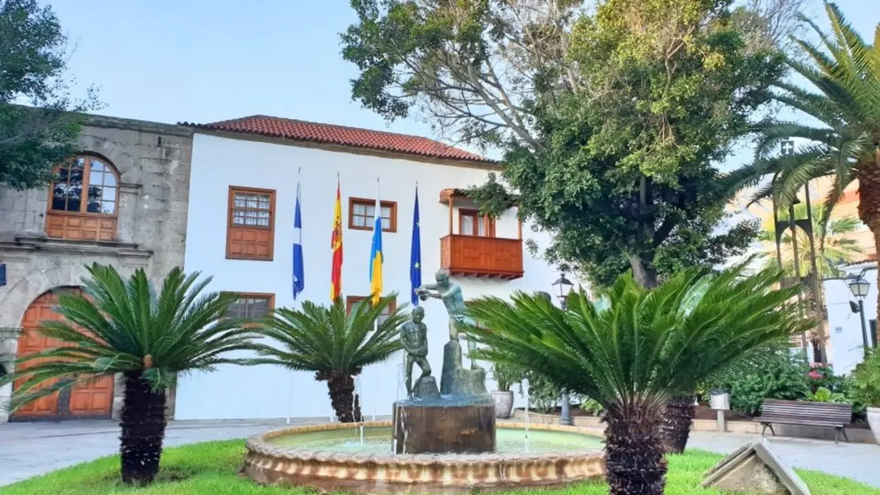 G&uuml;&iacute;mar Gen&eacute;rica-Ayuntamiento_Fotor
