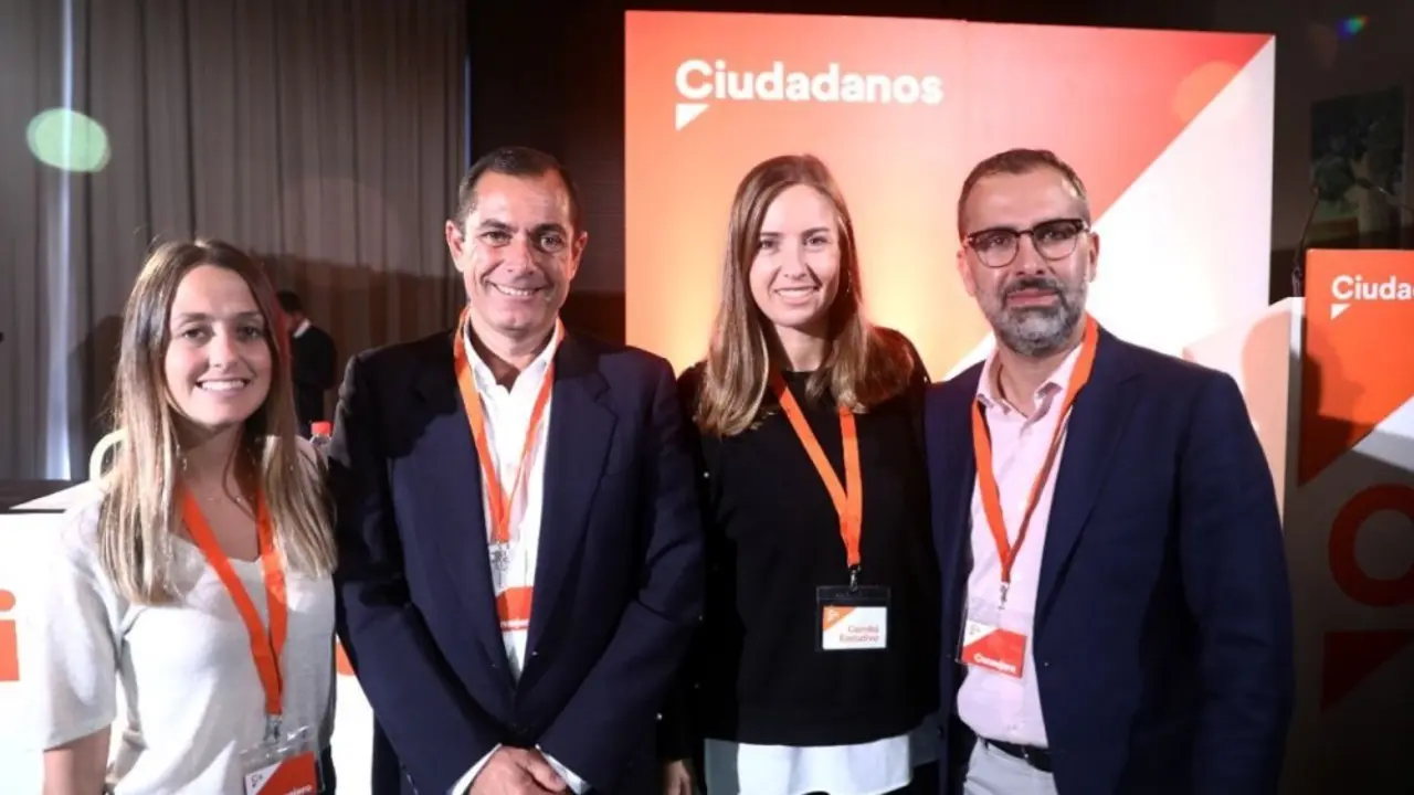 Representantes de Cs Canarias en el Consejo General de Ciudadanos (Cs)_Fotor