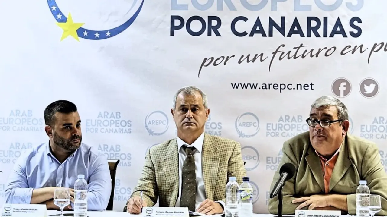 Presentaci&oacute;n_Comit&eacute;_local_G&uuml;&iacute;mar_EuropeosPorCanarias_Fotor
