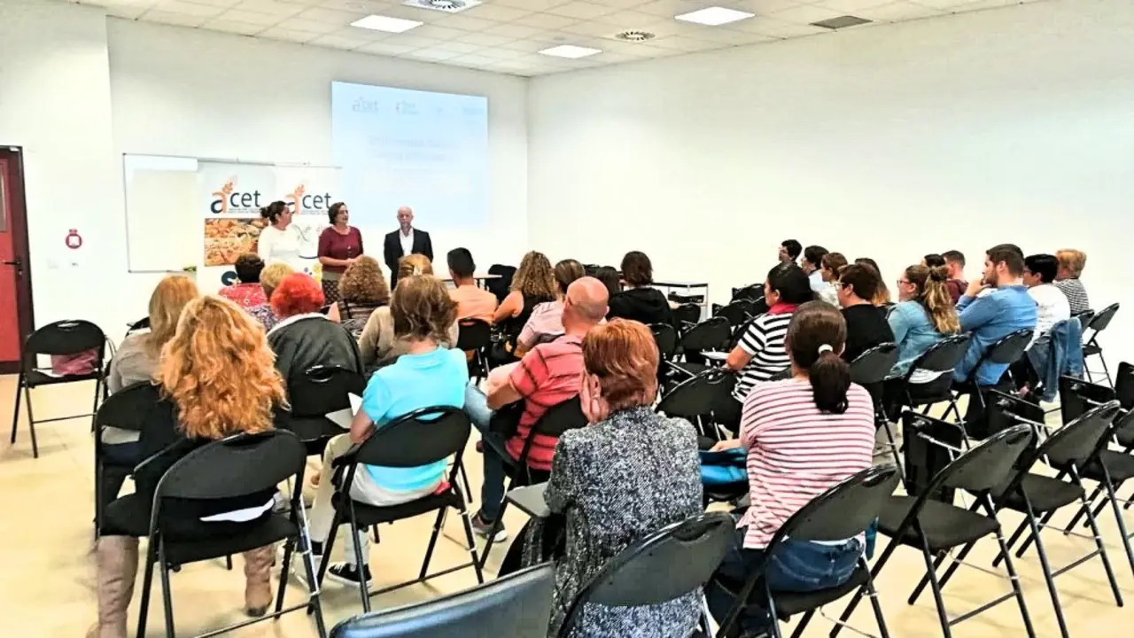 Cel&iacute;aco Charla_Fotor