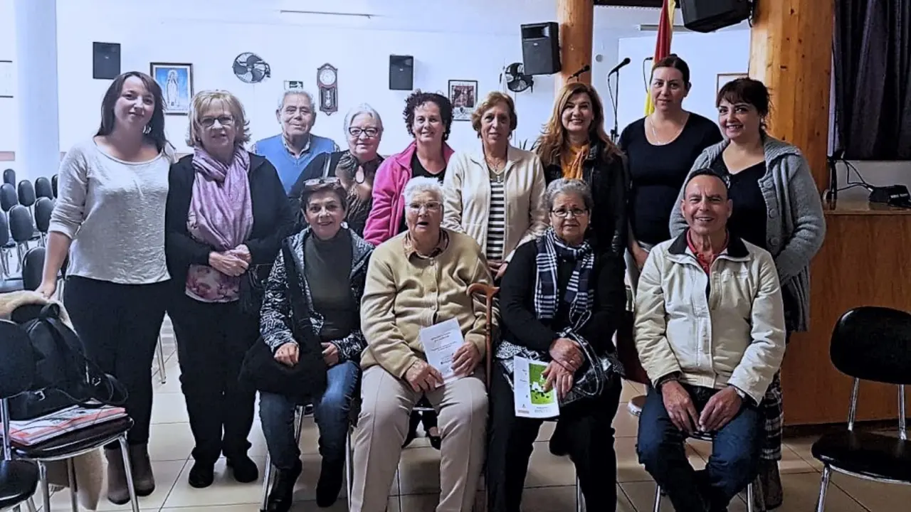 Encuentro familias salud mental2_Fotor