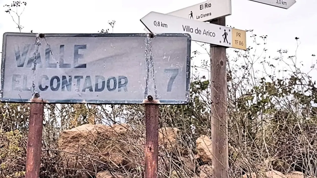Carretera Acceso El Contador (Arico)_Fotor