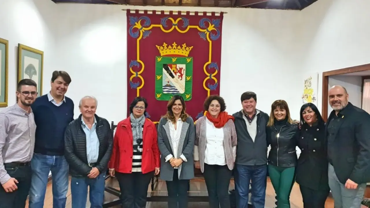 Entrega de recaudaci&oacute;n Grandes &Eacute;xitos_Fotor