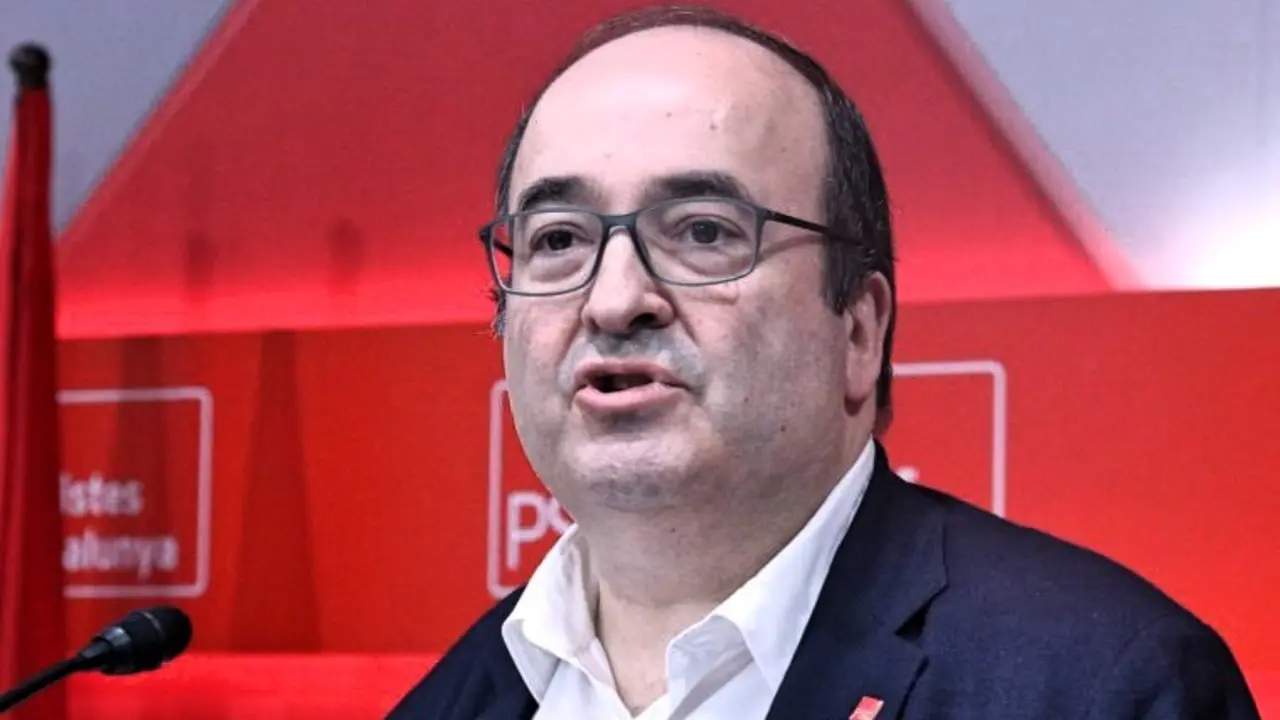 el-lider-del-psc-miquel-iceta-5bf92ee80c888_Fotor