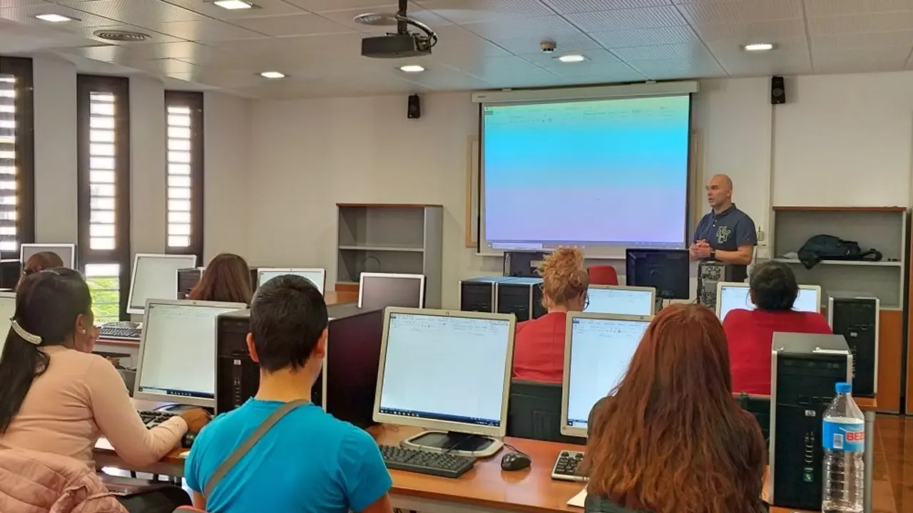 Arona cursos 154_Fotor