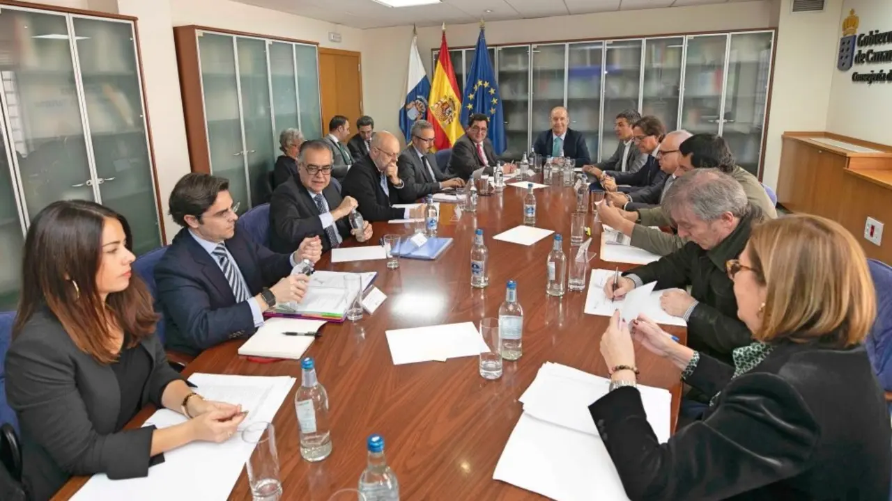 Gobierno Brexit 28_Fotor