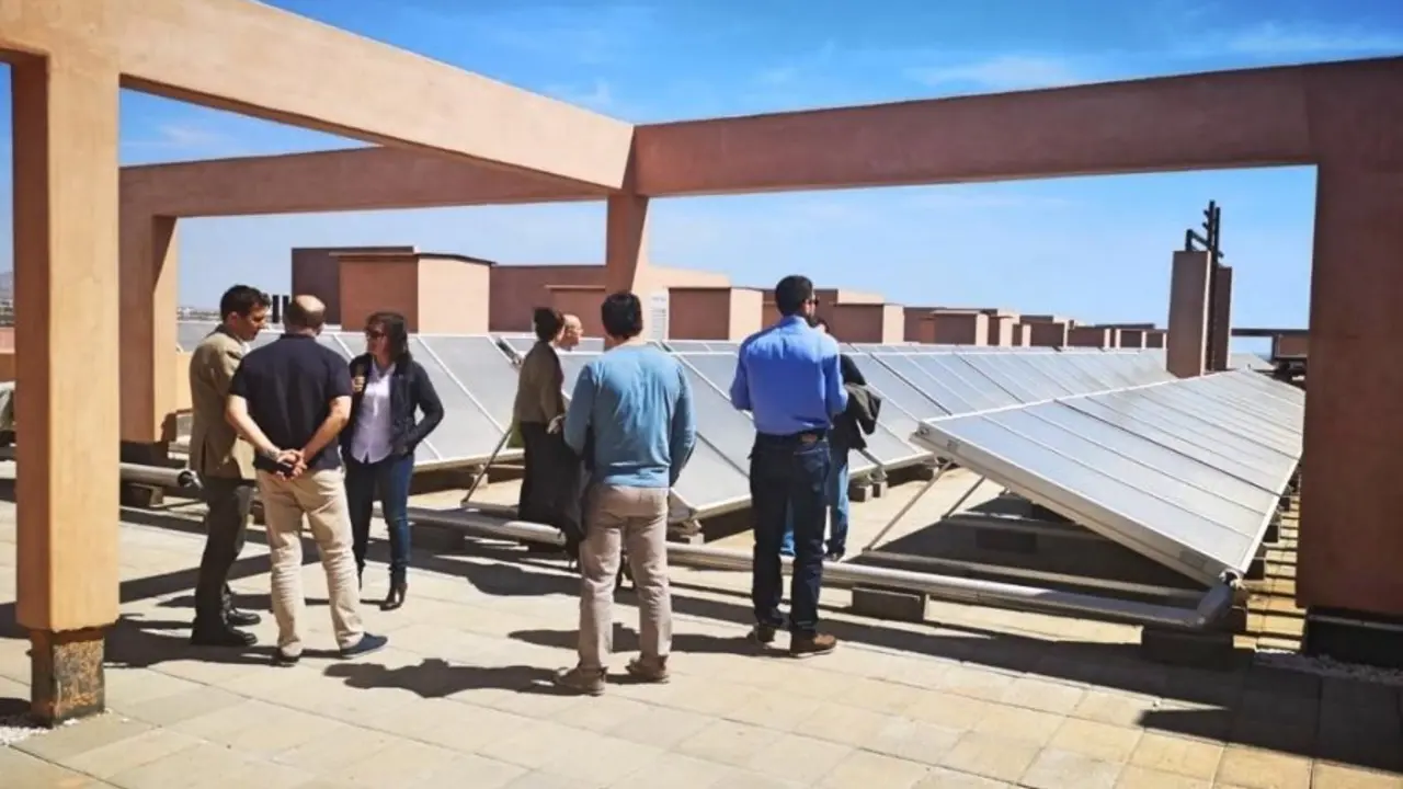 visita placas fotovoltaicas RESOR_Fotor