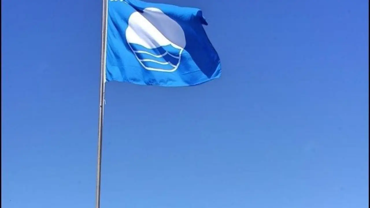 BanderaAzul_Fotor