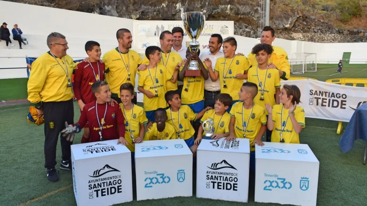 Foto del ganador del IV Torneo Solidario de Santiago del Teide_Fotor
