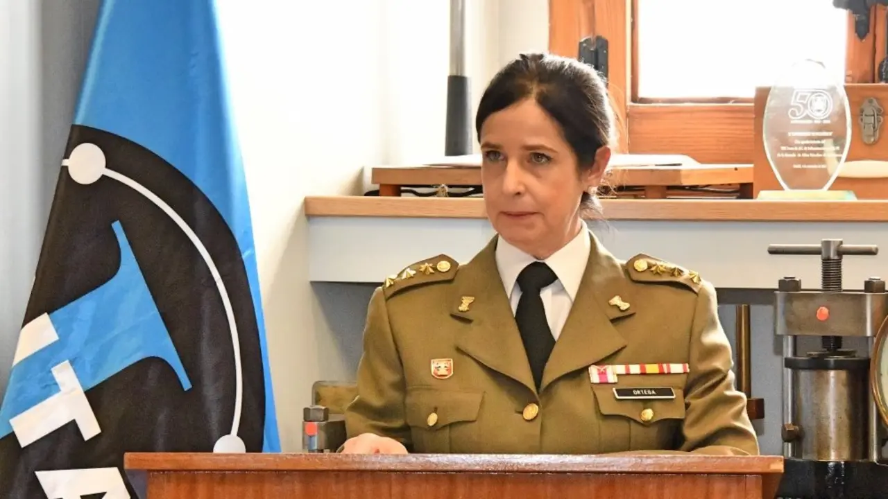 Patricia Ortega, la primera mujer General de Brigada del Ej&eacute;rcito Espa&ntilde;ol88_Fotor