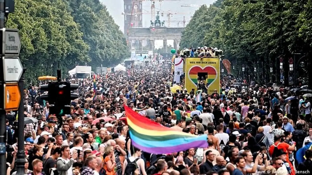 Berlin Gay Pride _303_Fotor