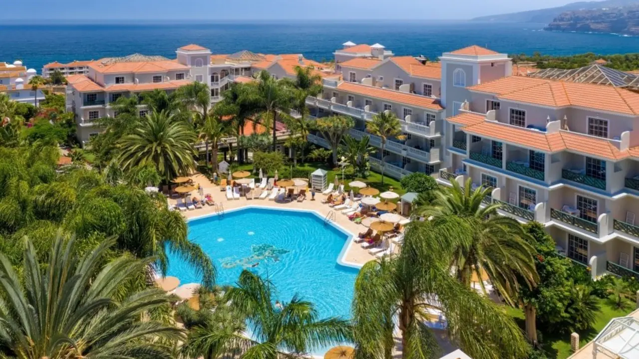 Garoe Hotel 2019_10_Fotor