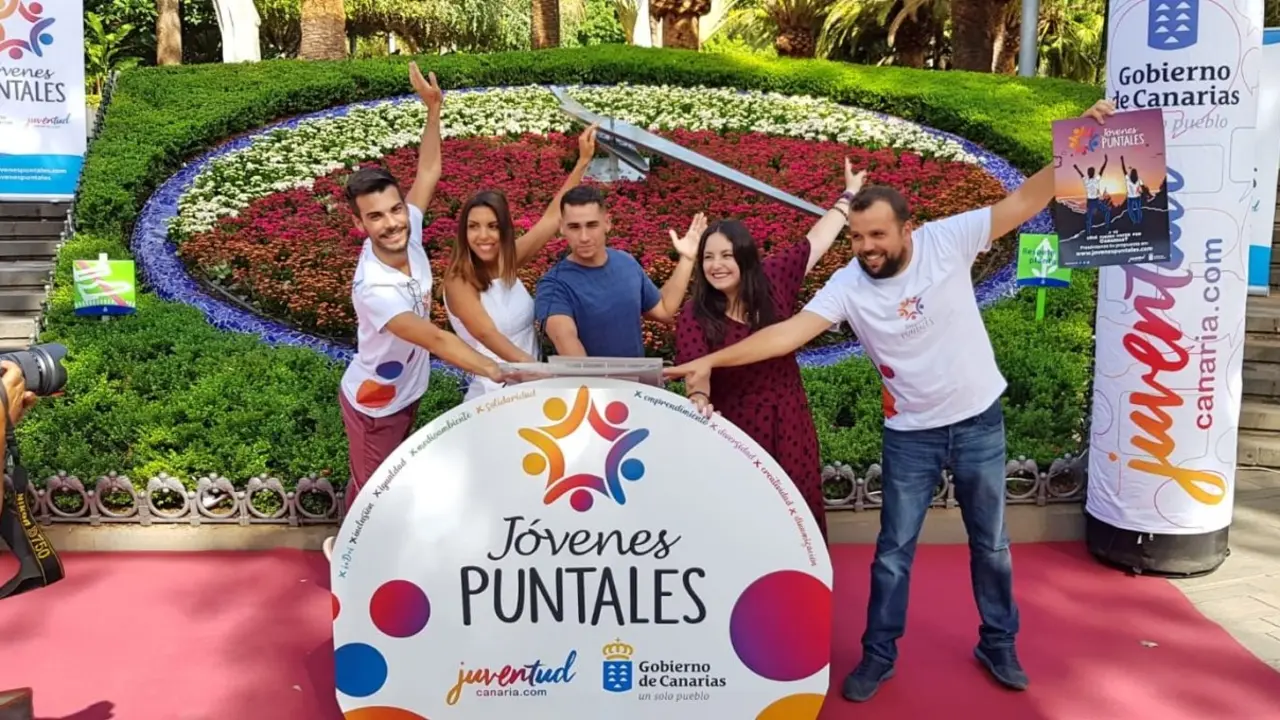 JOVENES PUNTALES19_Fotor