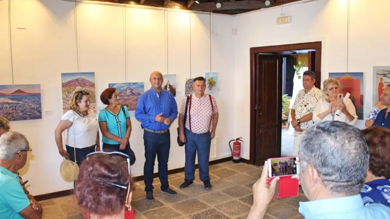 Exposici&oacute;n colectiva_Fotor
