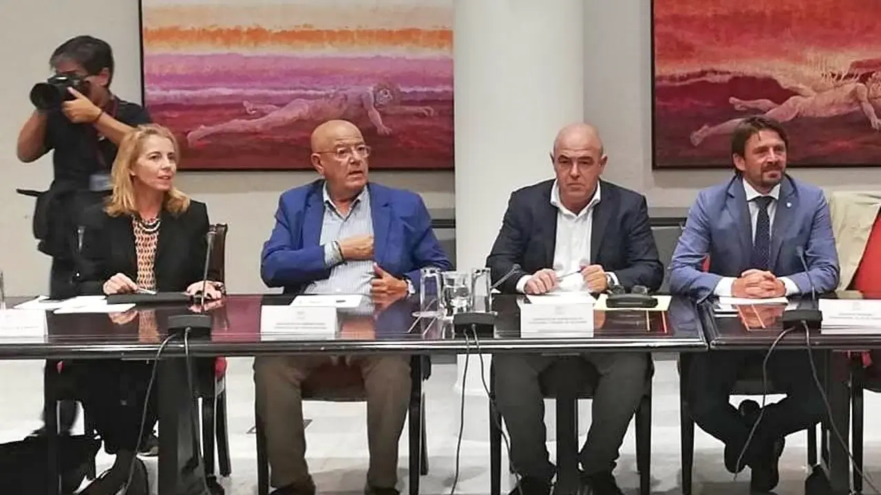 15102019 patronales en Parcan en reuni&oacute;n Maroto_Fotor