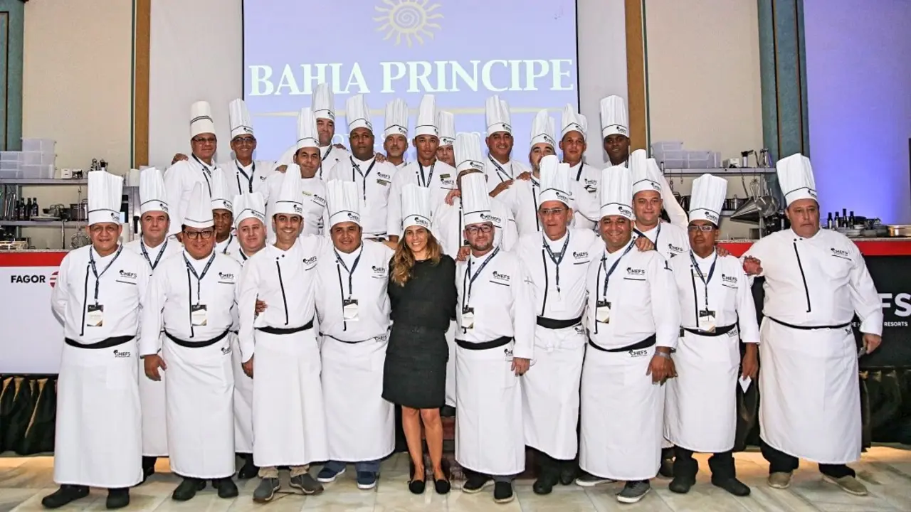 20191028_Convenci&oacute;n_Rep&uacute;blica_Dominicana_Fotor