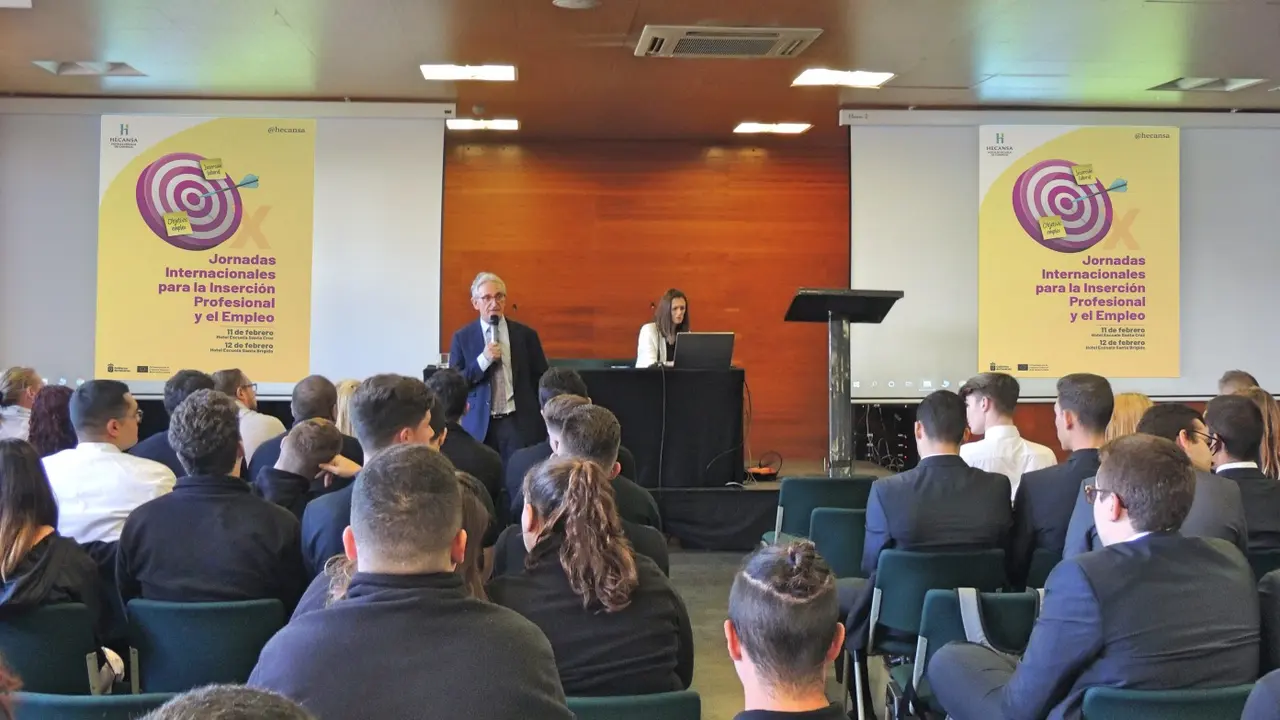 12022020 2 Una decena de empresas hotelerasnacionales e internacionales ofrece en Hecansa pr&aacute;cticas profesionales enpa&iacute;ses de la UE_Fotor